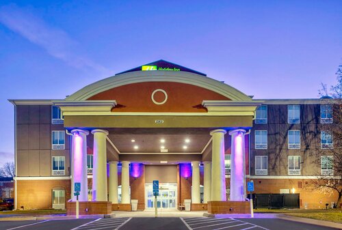 Гостиница Holiday Inn Express & Suites Kansas City - Grandview, an Ihg Hotel в Грандвью