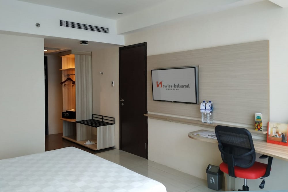 Фото Swiss-Belhotel Makassar