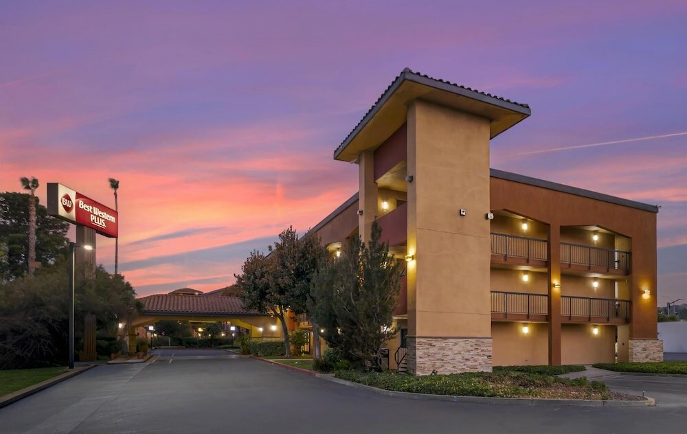 Фото Best Western Plus Pleasanton Inn