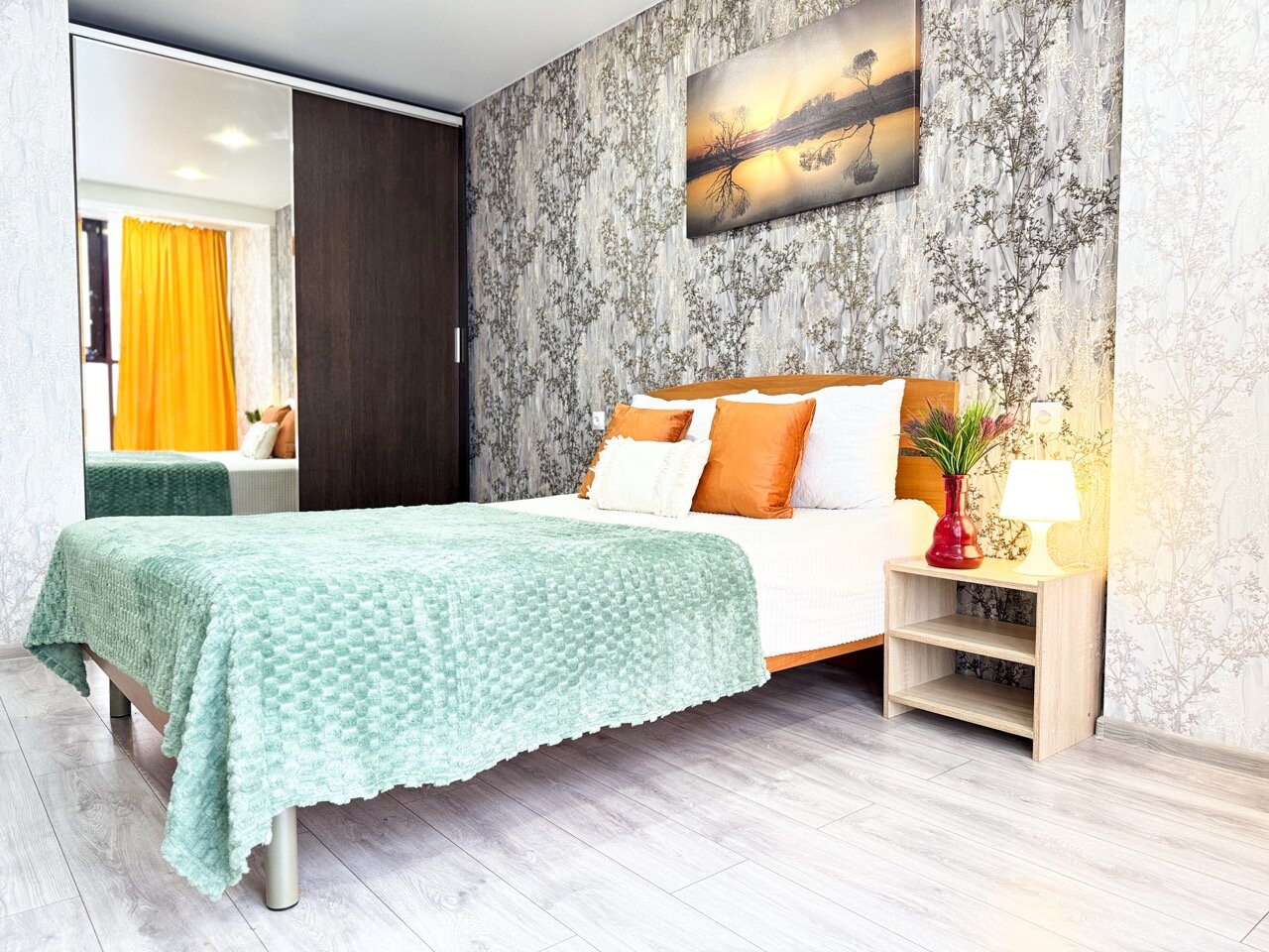 Фото Апартаменты Акварель на Брестской