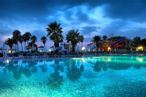 Гостиница Ephesia Holiday Beach Club в Кушадасы