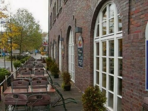 Гостиница Hotel-Gasthaus Alte Post в Гельзенкирхене