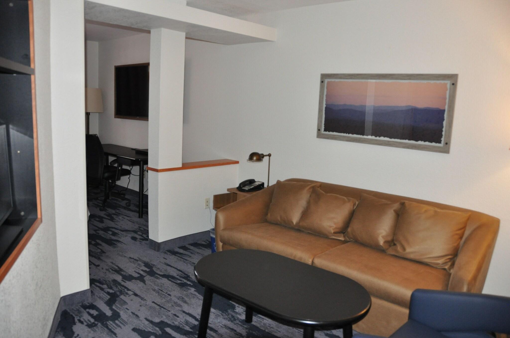 Фото Fairfield Inn & Suites Ukiah Mendocino County