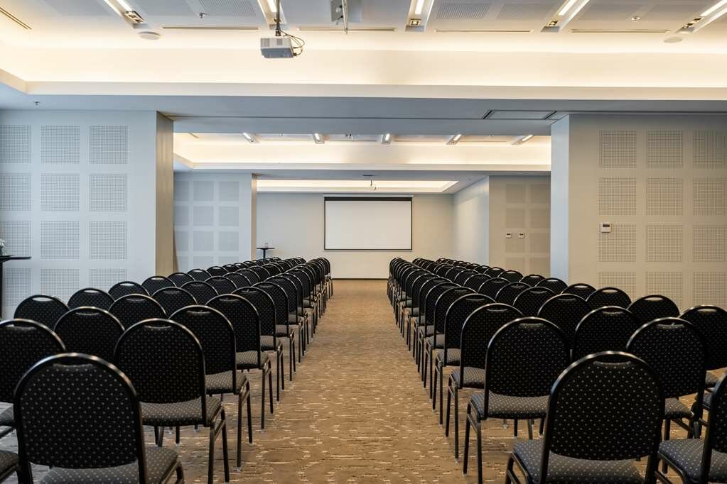 Фото Hilton Garden Inn Neuquen