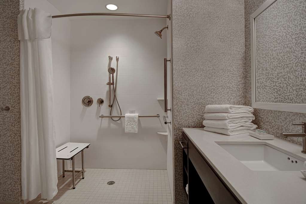 Фото Home2 Suites by Hilton Las Vegas Northwest