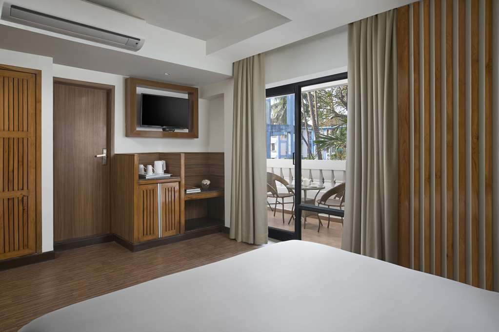Фото Park Inn by Radisson Goa Candolim