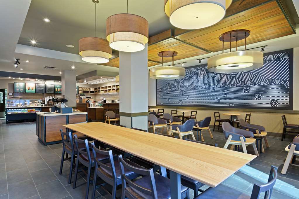 Фото Hilton Tampa Downtown