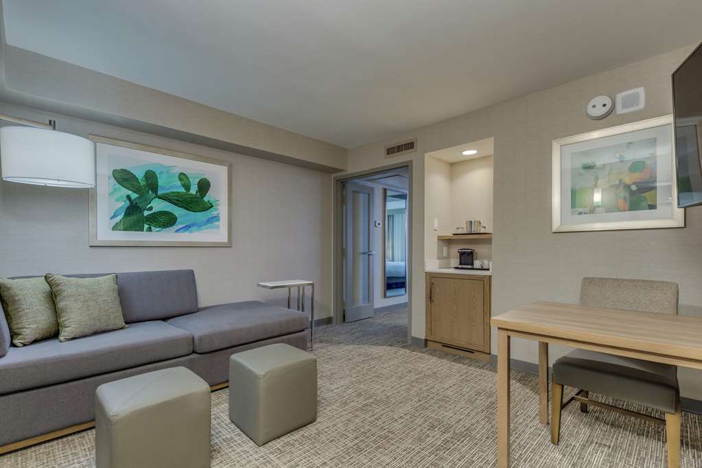 Фото DoubleTree by Hilton Phoenix Chandler