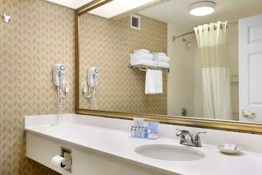 Фото Hampton Inn & Suites Providence/Warwick-Airport
