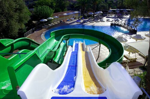 Гостиница Club Resort Atlantis в Сеферихисаре