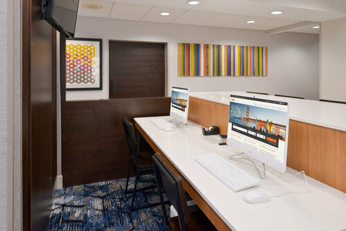 Гостиница Holiday Inn Express Wixom в Нови