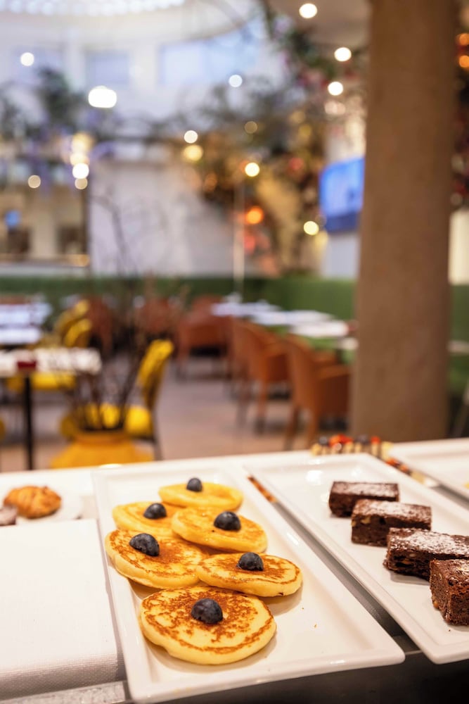 Фото Genius Hotel Downtown