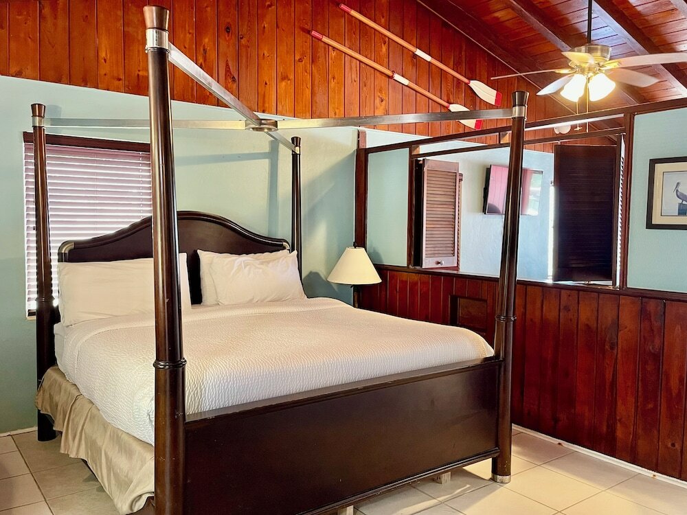 Фото The Pelican Key Largo Cottages