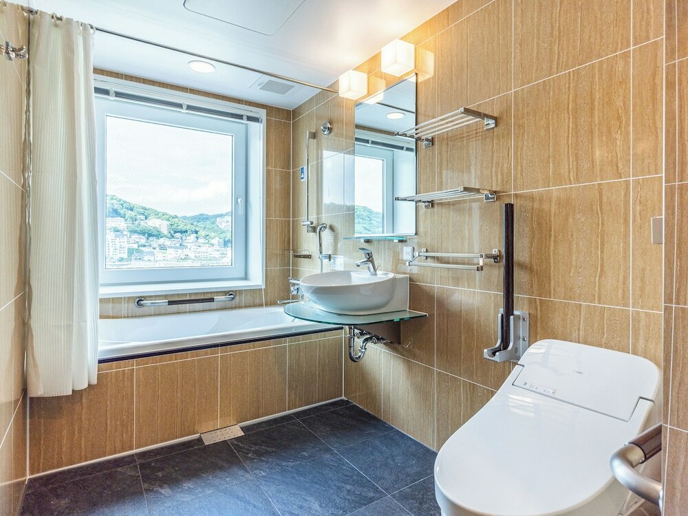 Фото VIA Inn Prime Hiroshima Shinkansenguchi