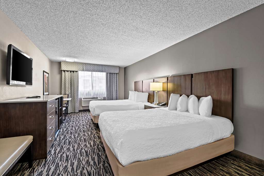 Фото Best Western Los Alamitos Inn & Suites