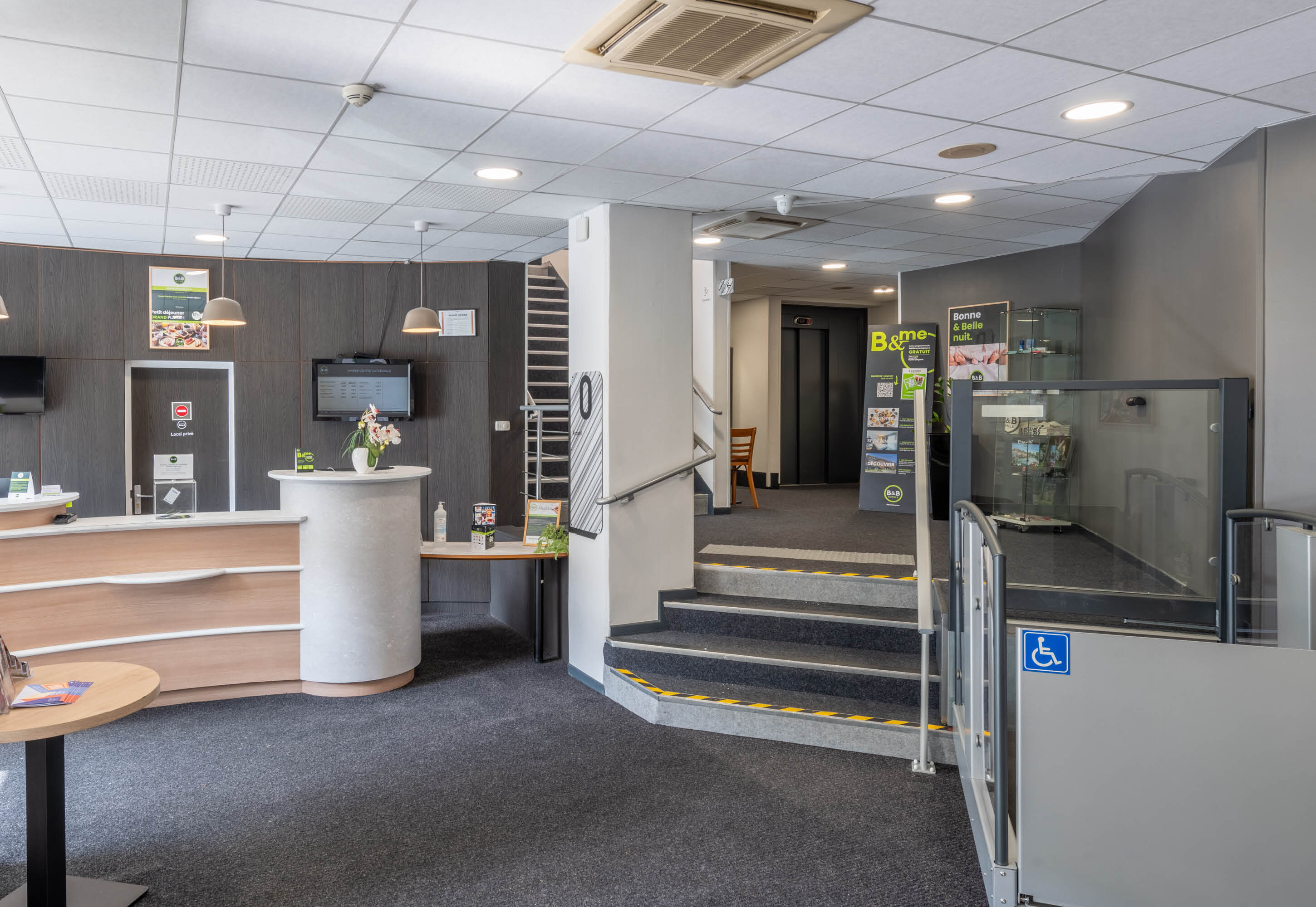 Фото B&b Hotel Amiens Centre Cathédrale