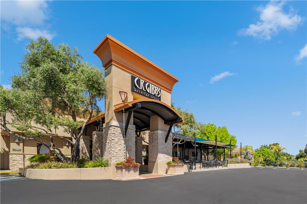 Фото Best Western Plus Hilltop Inn