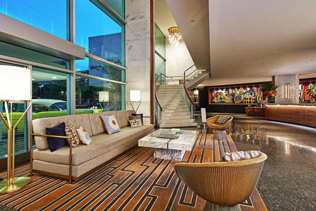 Фото The Statler Dallas Curio Collection by Hilton