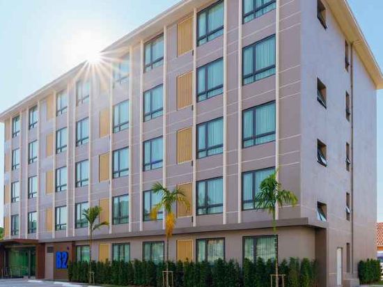 Фото B2 Santitham Boutique and Budget Hotel