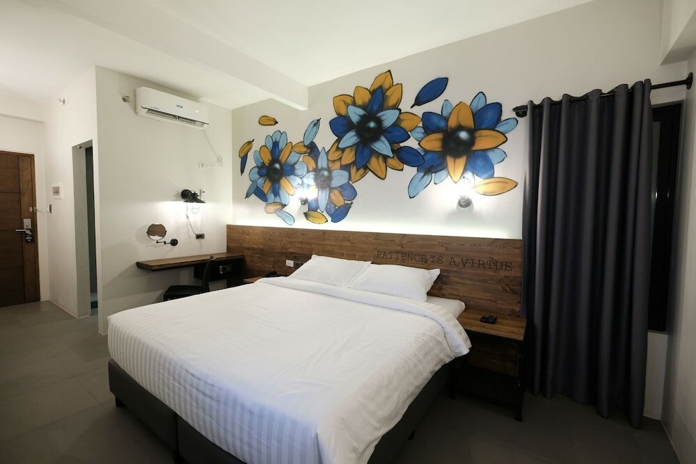 Фото U Hotels Makati