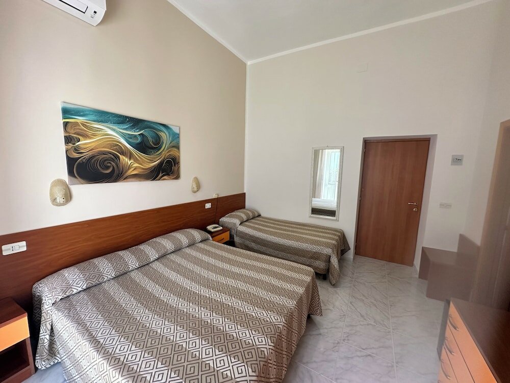 Фото Hotel Germania