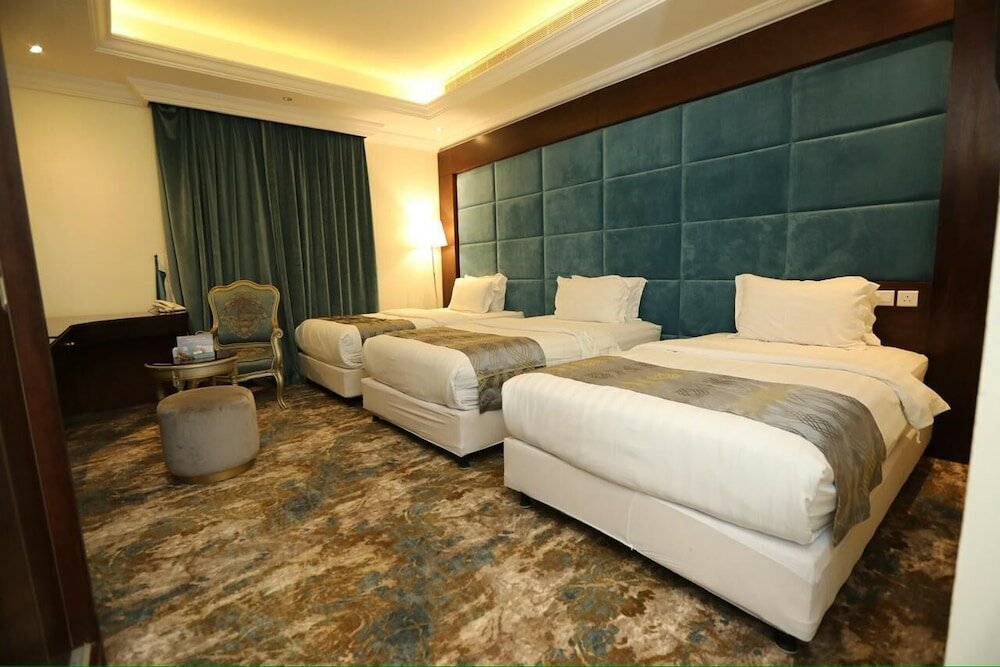 Фото Three Points Al Salama