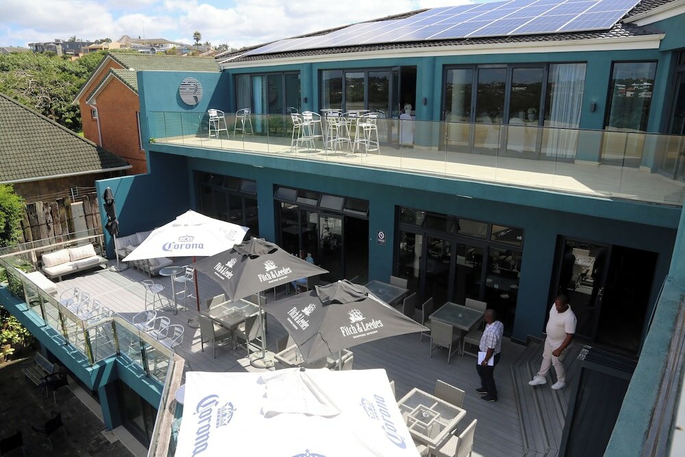 Фото Blue Lagoon Hotel and Conference Centre