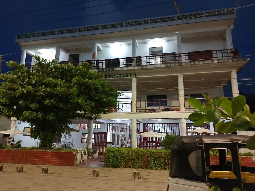 Фото Hotel Montecarlo