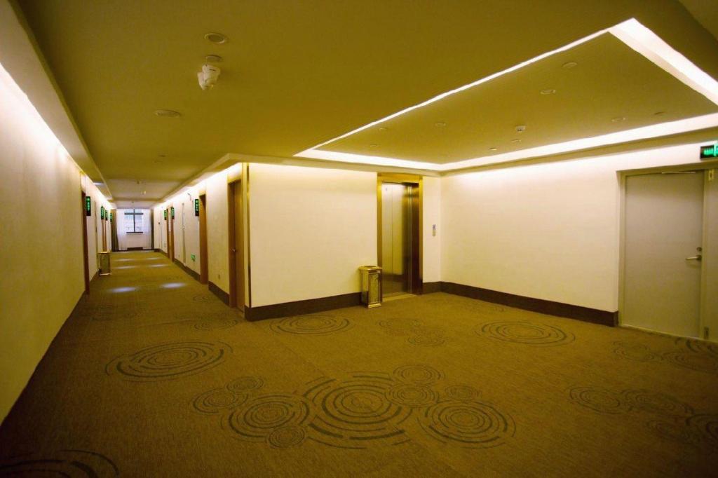 Фото GreenTree Inn Anhui Suzhou Si District Bianhe Avenue Business Hotel