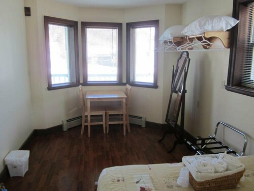 Гостиница 5th Avenue Bed & Breakfast в Доусоне