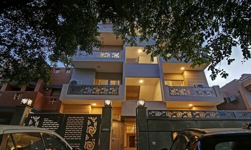 Treebo Aviraj Inn
