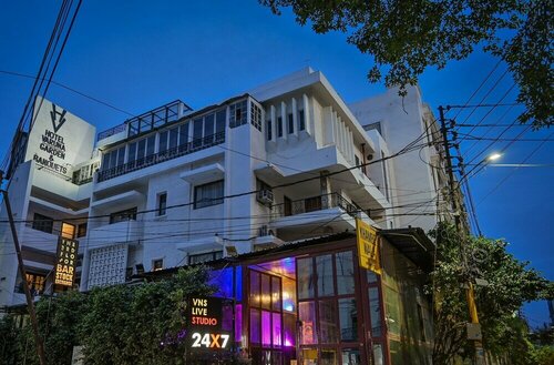 Hotel Varuna