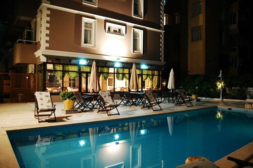 Гостиница Triana Hotel в Калеичи