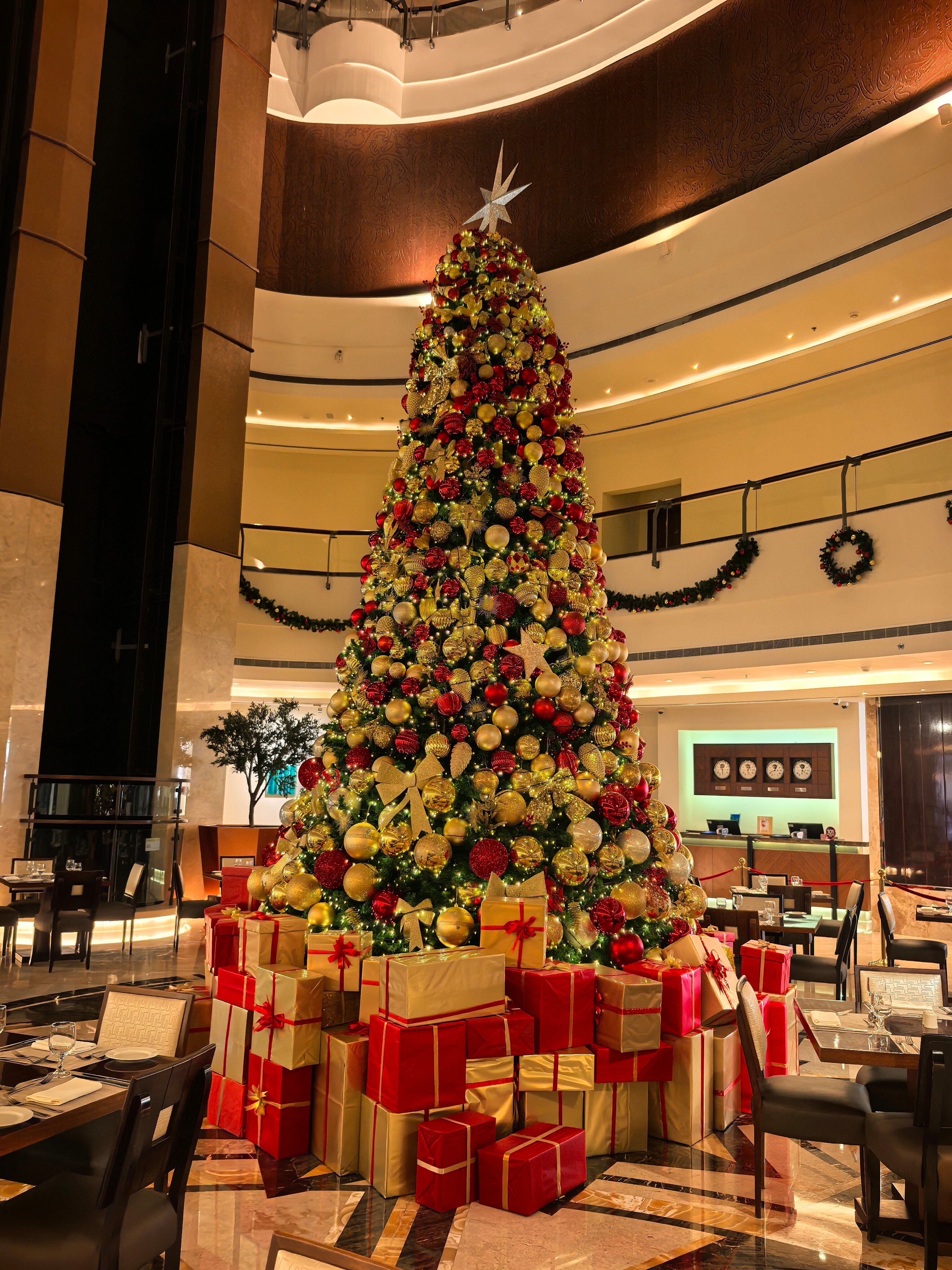 Фото Khalidiya Palace Rayhaan by Rotana