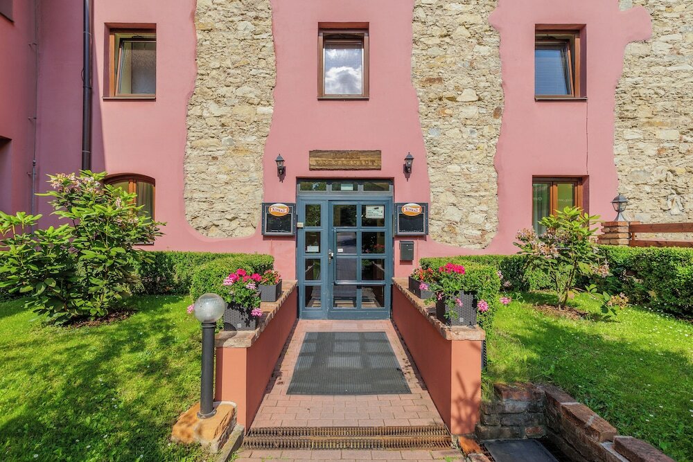 Фото Hotel Stary Pivovar