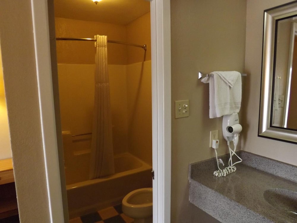 Фото Executive Inn Kilgore