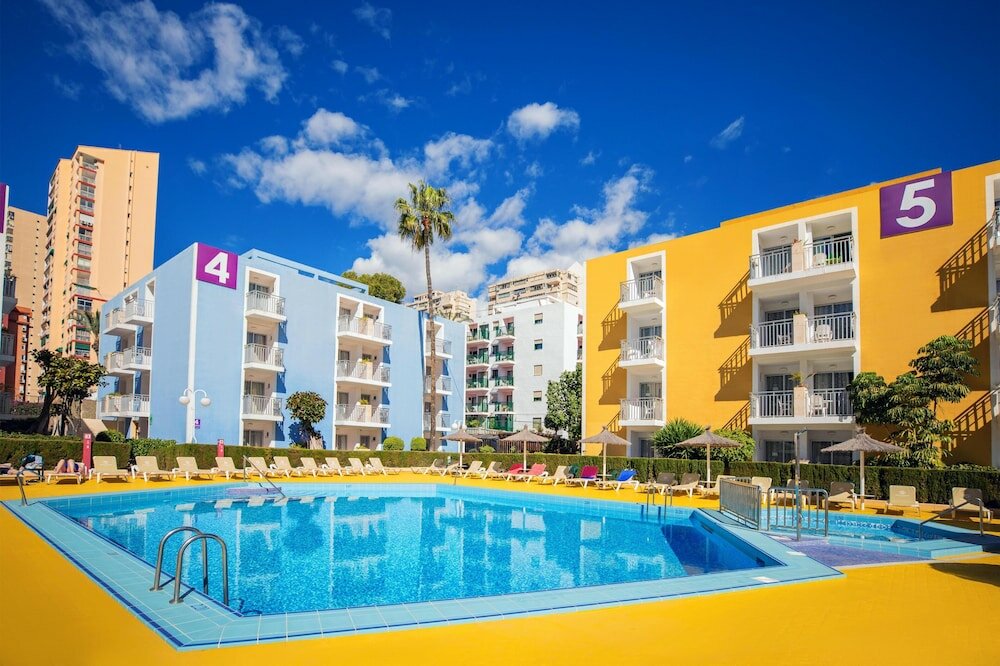Фото Hotel Servigroup Pueblo Benidorm