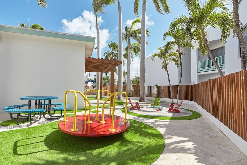 Фото Courtyard by Marriott Aruba Resort