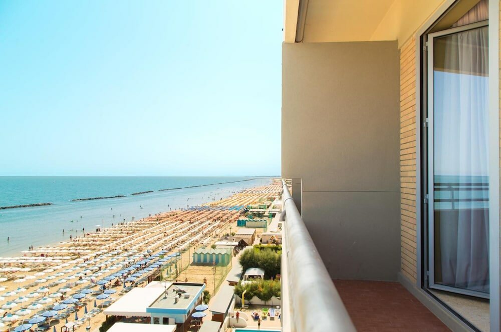 Фото Hotel delle Nazioni Pesaro