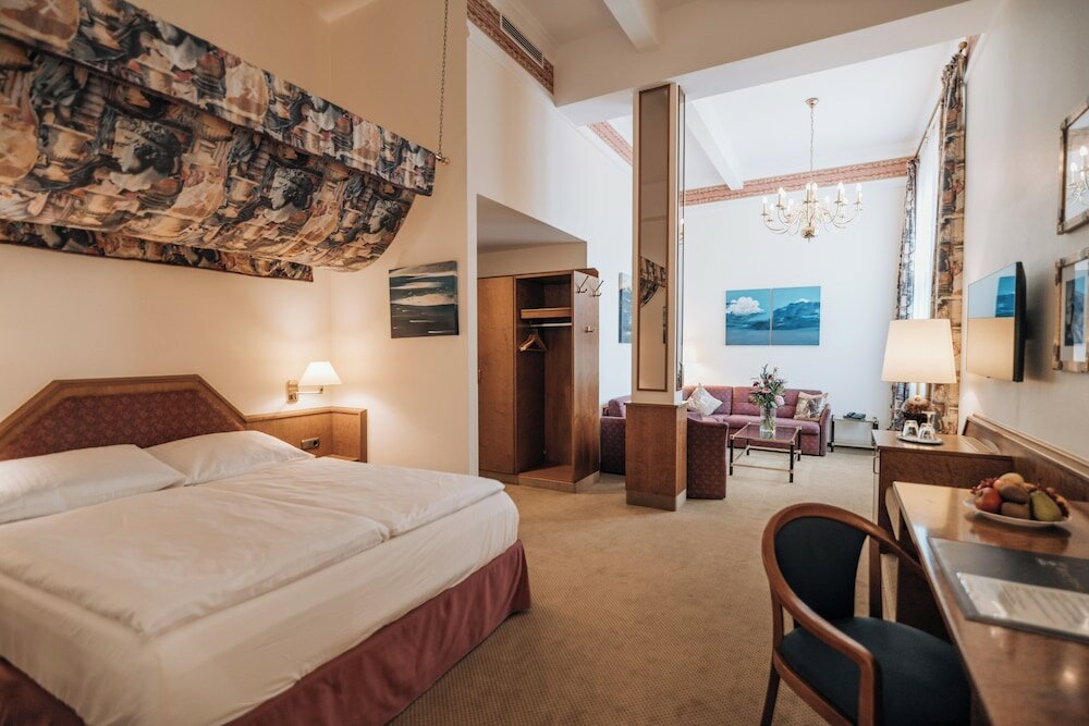 Фото Hotel Viktoria