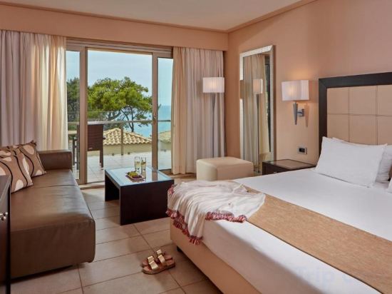 Фото Atlantica Grand Mediterraneo Resort