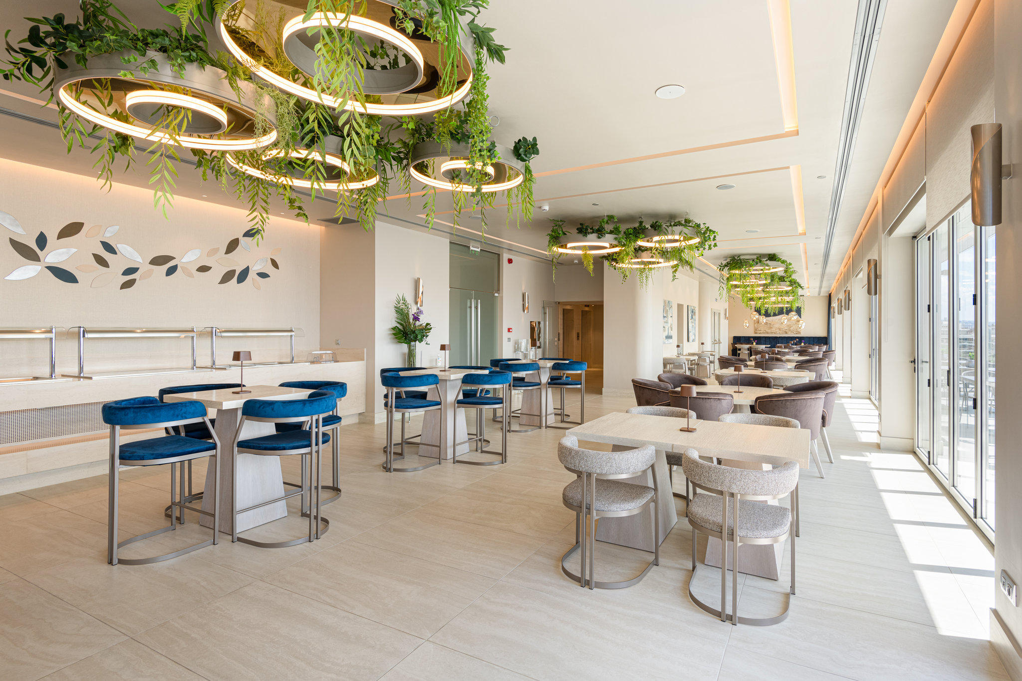 Фото Holiday Inn Thessaloniki, an Ihg Hotel