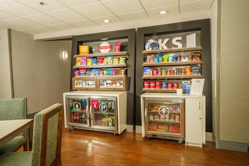 Гостиница Hampton Inn Hutchinson в Хатчинсоне