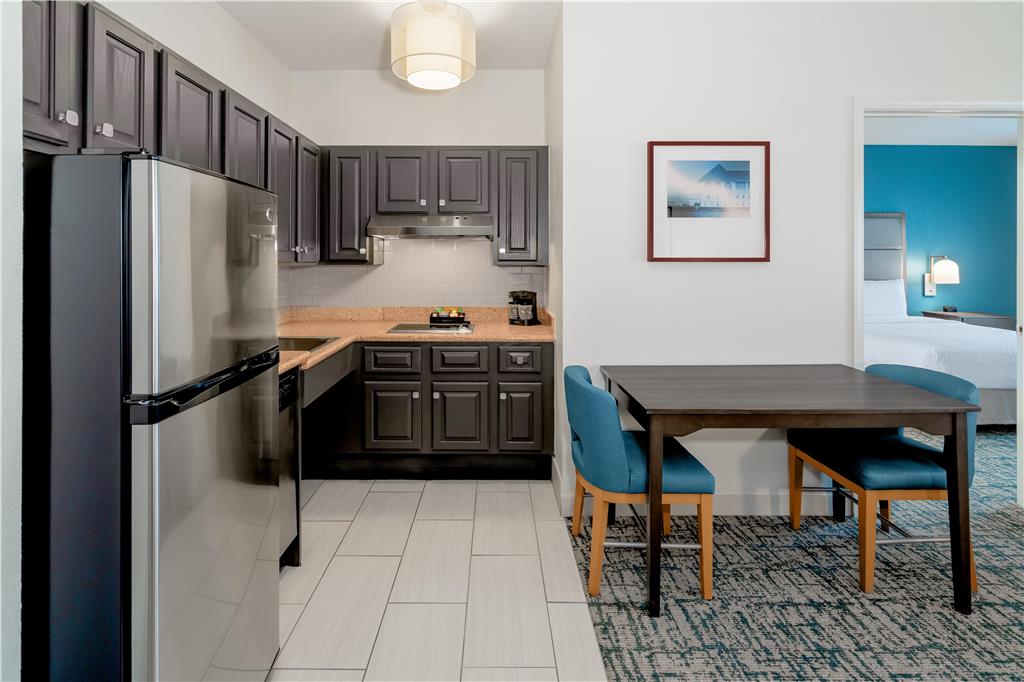 Фото Homewood Suites by Hilton Eatontown