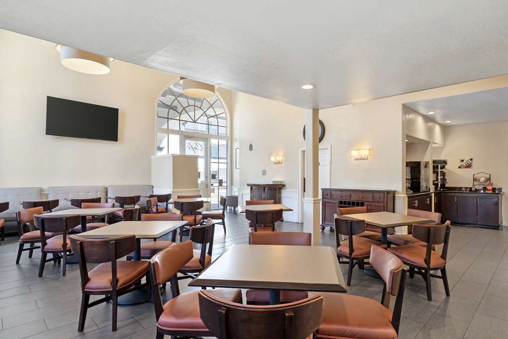 Фото Best Western Plus Newport Mesa Inn