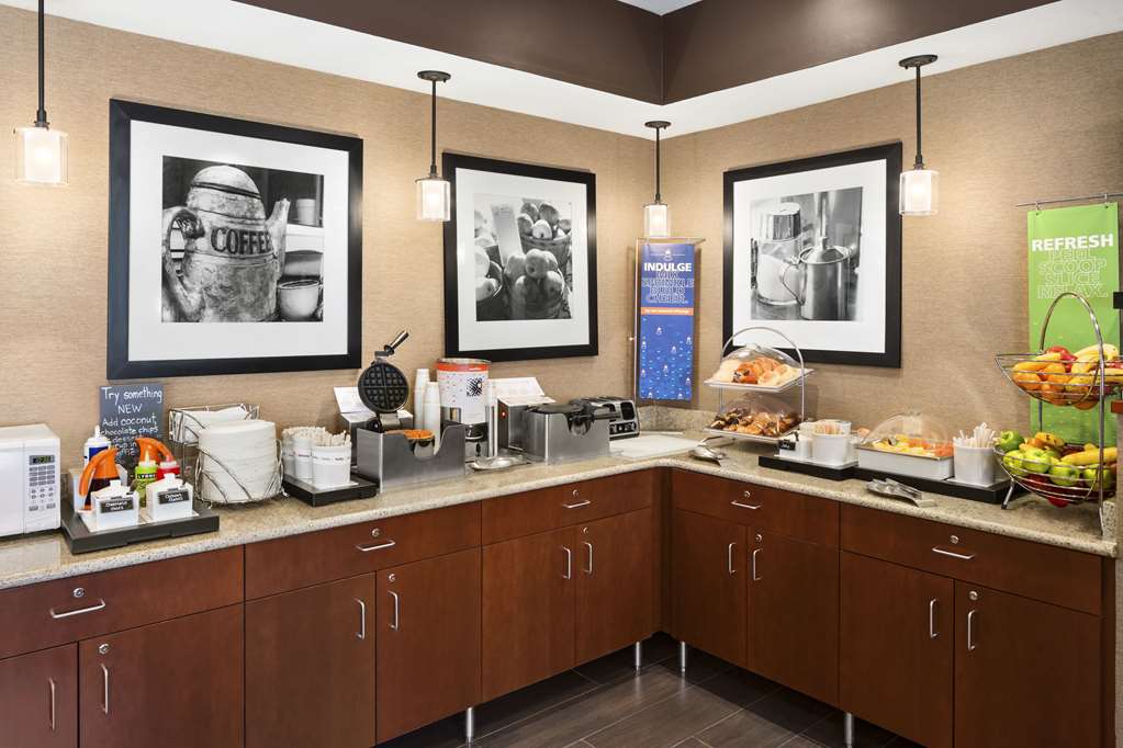 Фото Hampton Inn Findlay
