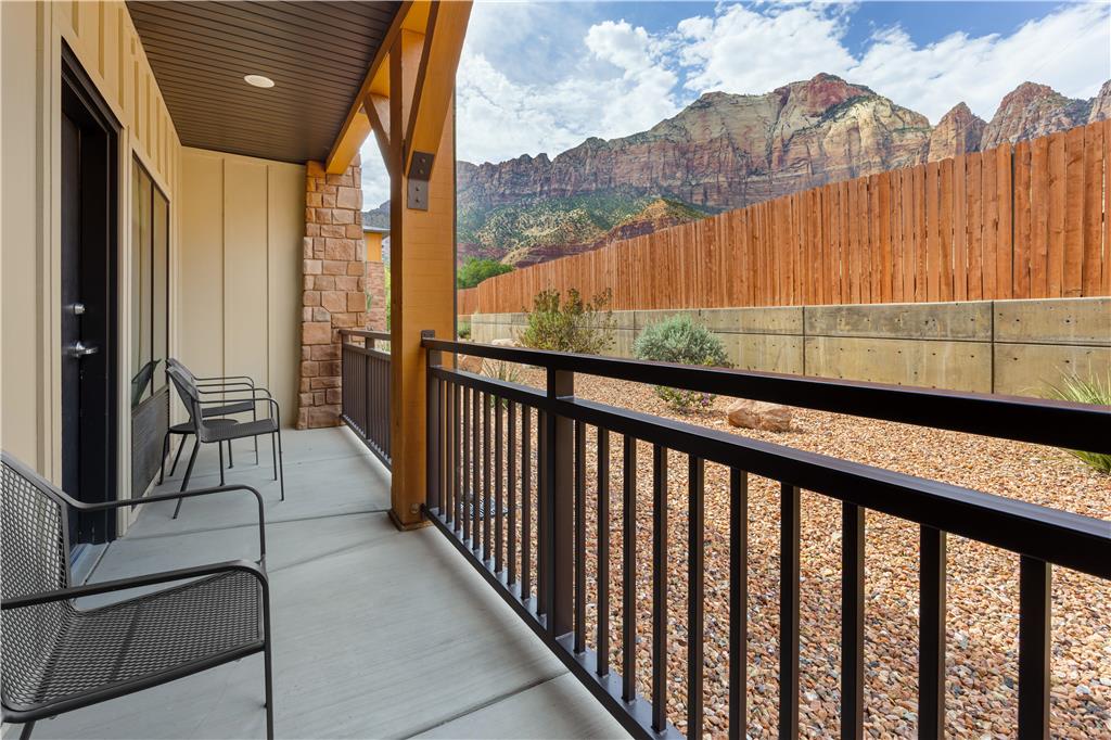 Фото Best Western Plus Zion Canyon Inn & Suites