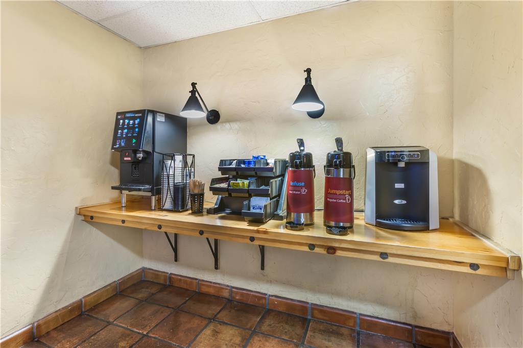Фото Best Western Plus Inn of Santa Fe