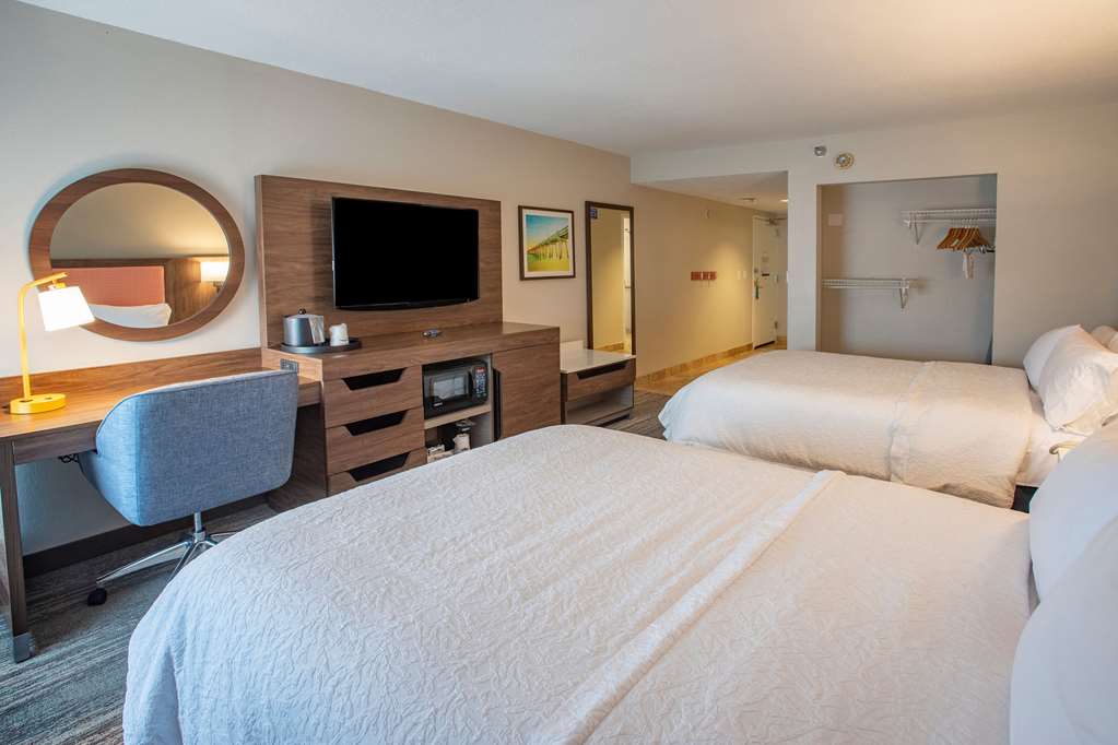 Фото Hampton Inn Pensacola-Airport