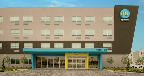 Гостиница Tru by Hilton Lafayette River Ranch в Лафайетте